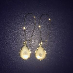 Kendra Scott drop earrings